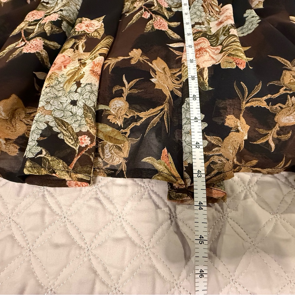Unique Vintage Feminine Floral Midi Dress - Size 14 - Picture 7 of 11
